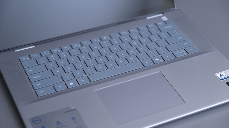 Dell Inspiron 16 Plus 7640 2024