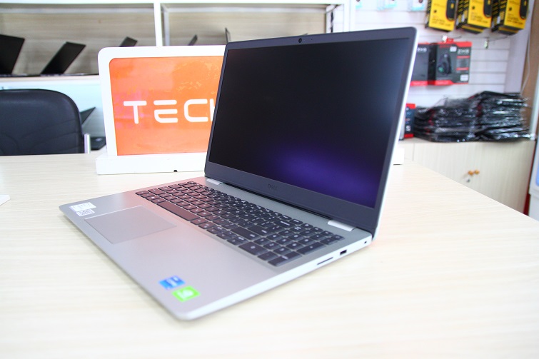 dell-inspiron-3501