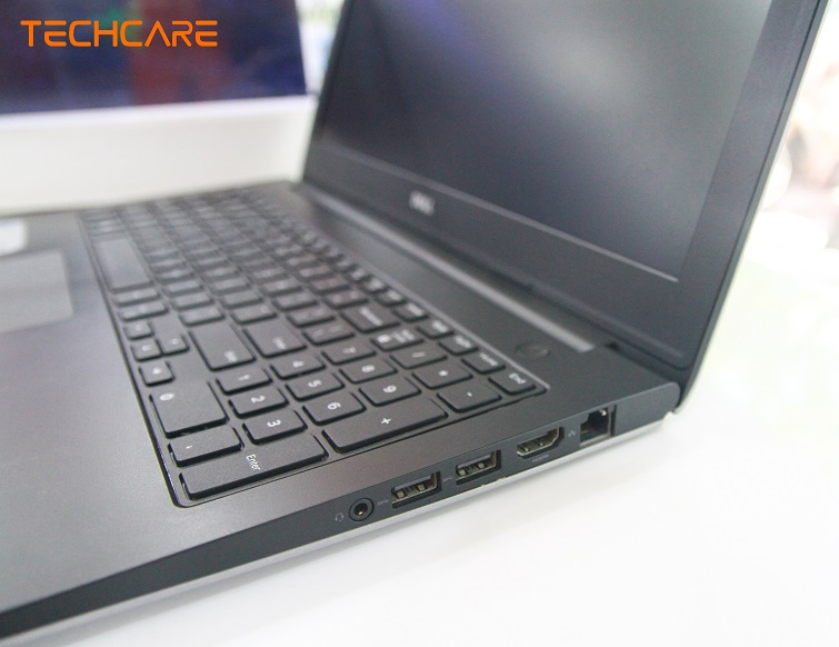 Cạnh phải của máy