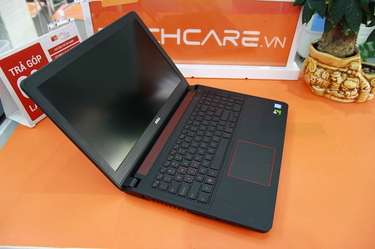 Dell inspiron 5577