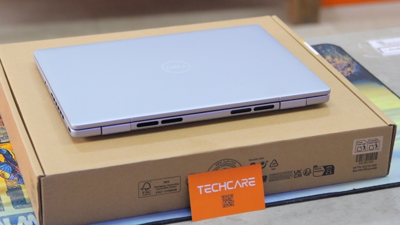 Laptop Dell Inspiron 7440 Plus 2024