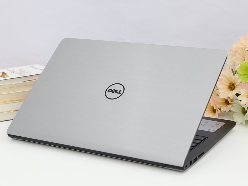 Dell Inspiron N5547