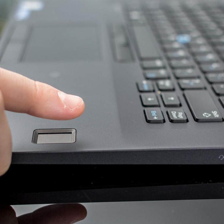 Bảo mật an toàn với cảm biến vân tay