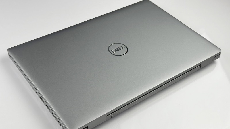 Laptop Dell Precision 3560