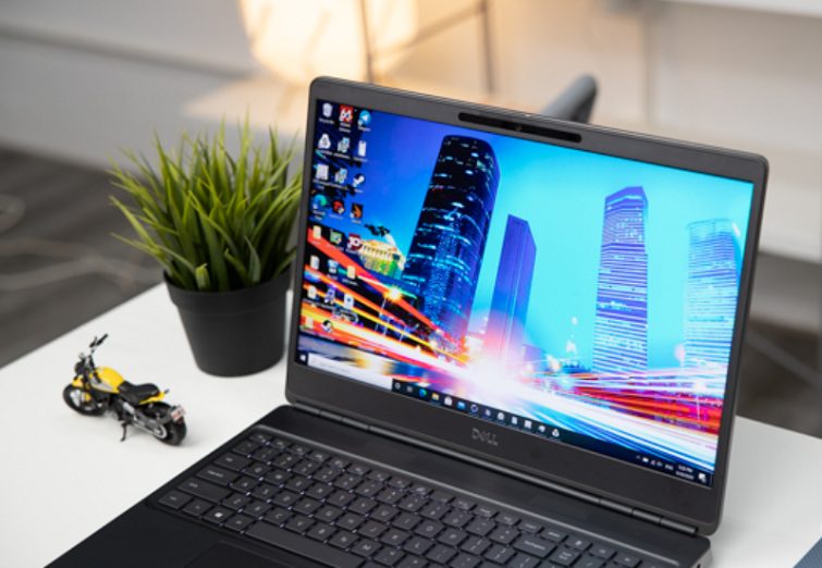 Sở hữu màn hình 15.6 inch với độ phân giải Full HD