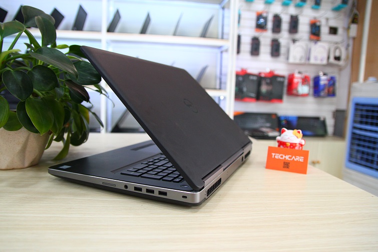 dell-precision-7720