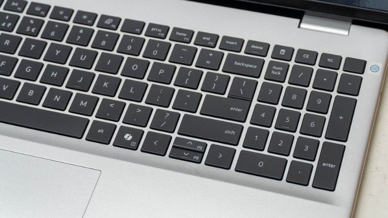 Bàn phím laptop Dell Pro 16 DC16251