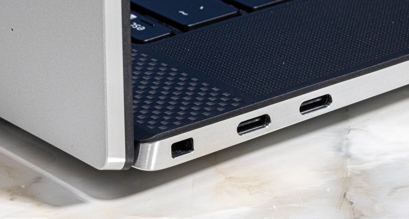 dell-xps-17-9720