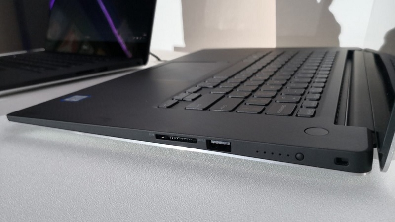 Laptop Dell XPS 7590