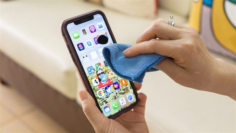 Điện Thoại Bị Chảy Mực Màn Hình cách xử lý