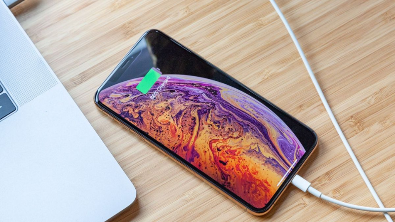 dung-luong-pin-iphone-xs-max