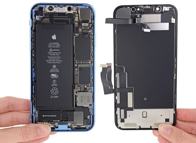 Khi nào bạn cần thực hiện ép cổ cáp màn hình iPhone Xr?