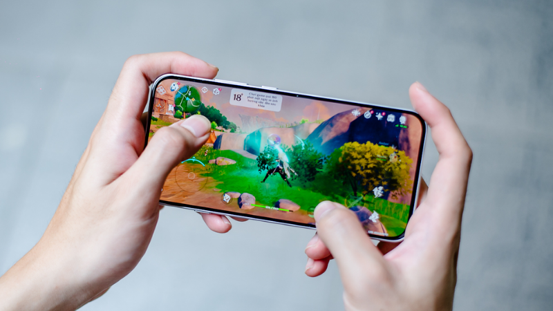 ép kính Oppo Reno 16F 5g