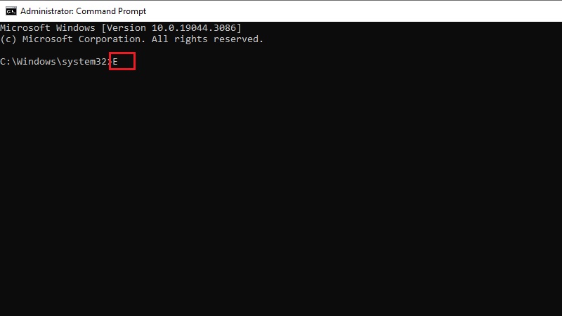 Chuyển vào ổ đĩa cần hiện file ẩn trong Command Prompt Chuyển vào ổ đĩa cần hiện file ẩn trong Command Prompt