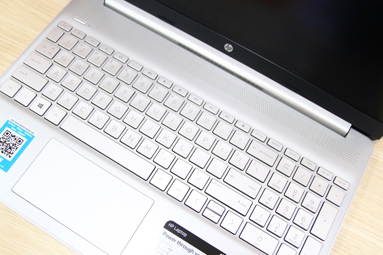 HP 15-EF1300wm