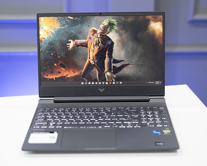 HP Victus 15-fa0032dx