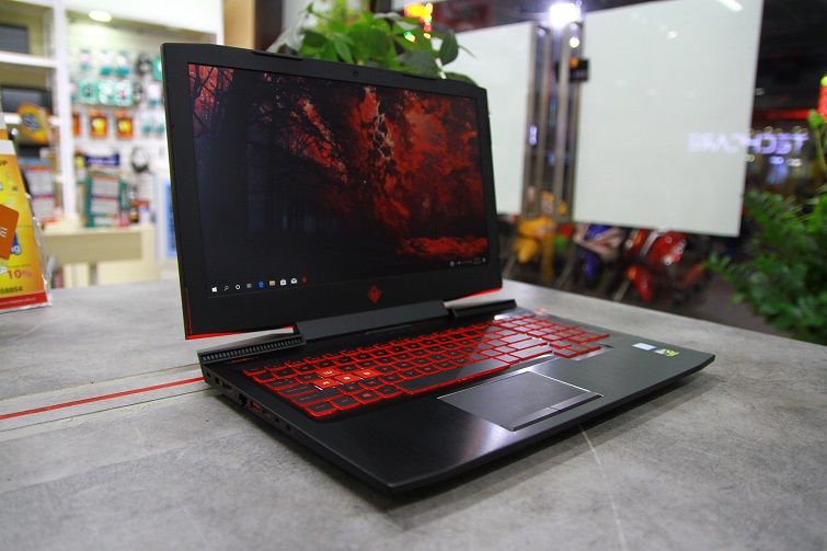 Không còn dáng vẻ mỏng manh mà thay vào đó là sự hầm hố, mạnh mẽ