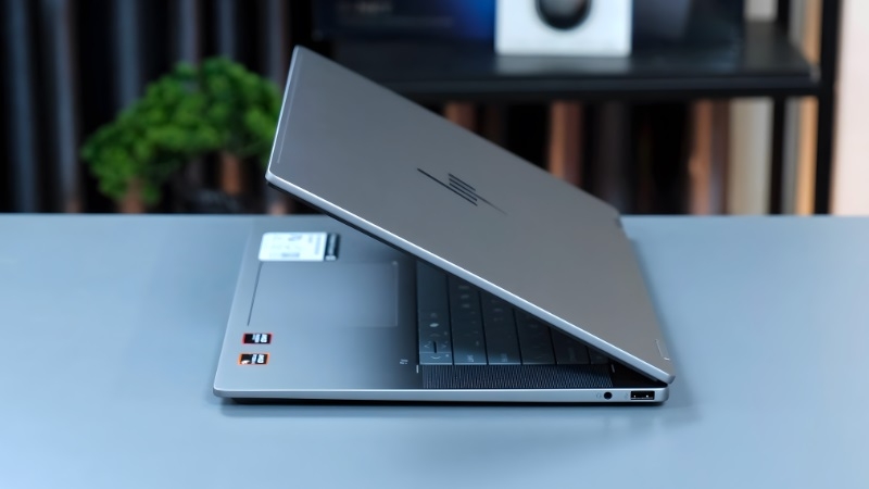 HP OmniBook X Flip 16 2-in-1 ar0013dx - Laptop Xoay Gập Linh Hoạt Với Hiệu Năng AI Mạnh Mẽ HP OmniBook X Flip 16 2-in-1 ar0013dx - Laptop Xoay Gập Linh Hoạt Với Hiệu Năng AI Mạnh Mẽ