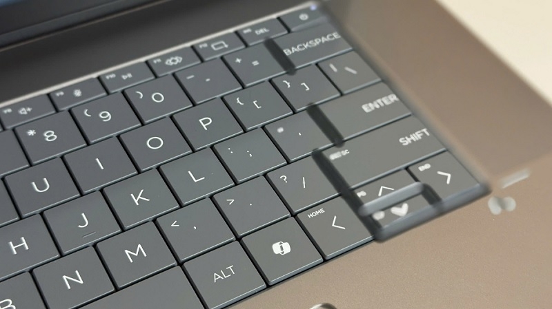 HP OmniBook X Flip 16 2-in-1 ar0013dx - Laptop Xoay Gập Linh Hoạt Với Hiệu Năng AI Mạnh Mẽ HP OmniBook X Flip 16 2-in-1 ar0013dx - Laptop Xoay Gập Linh Hoạt Với Hiệu Năng AI Mạnh Mẽ