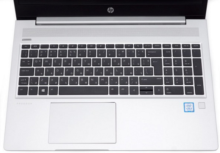 Touchpad được thiết kế với kích thước tương đối lớn