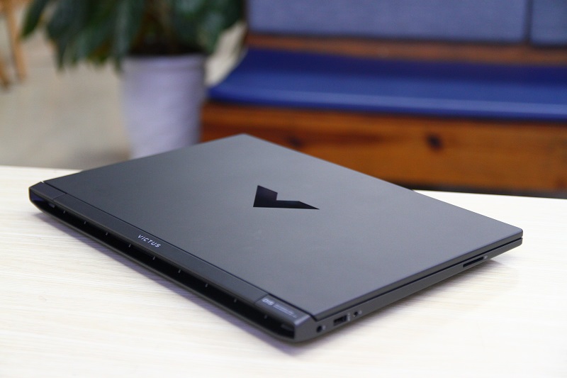 hp-victus-15-fa0031dx