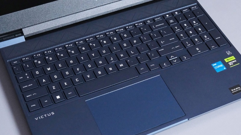 HP Victus Gaming 15-fa0033dx