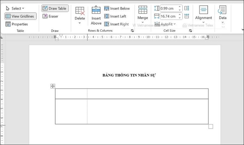Nhấn giữ chuột trái và bắt đầu vẽ bảng