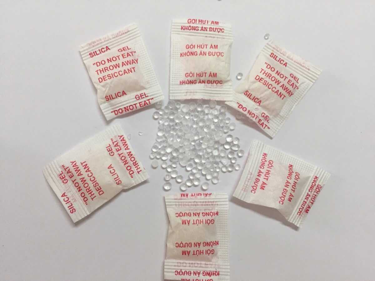 Gói hút ẩm cho điện thoại