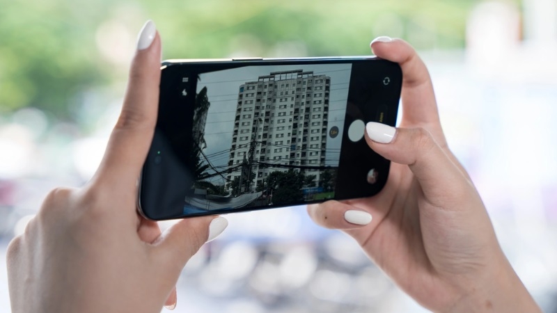 iPhone Air 2025 - Siêu Phẩm Mỏng Nhẹ Nhất Lịch Sử Apple