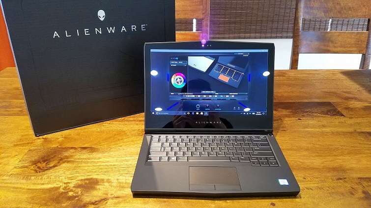Dòng Laptop Alienware 13 R3