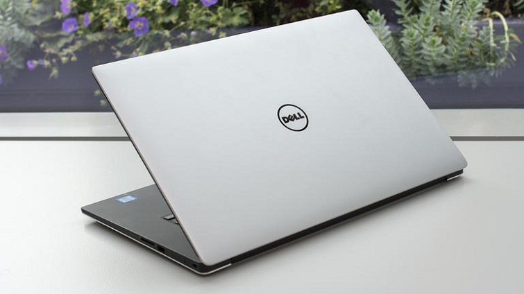 Trang bị cho mình một lớp vỏ nhôm bạc vừa chắc chắn mà lại sang trọng, lịch lãm