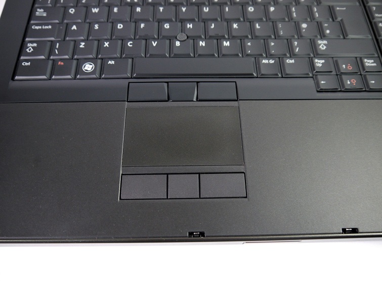 Touchpad có độ nhạy tốt
