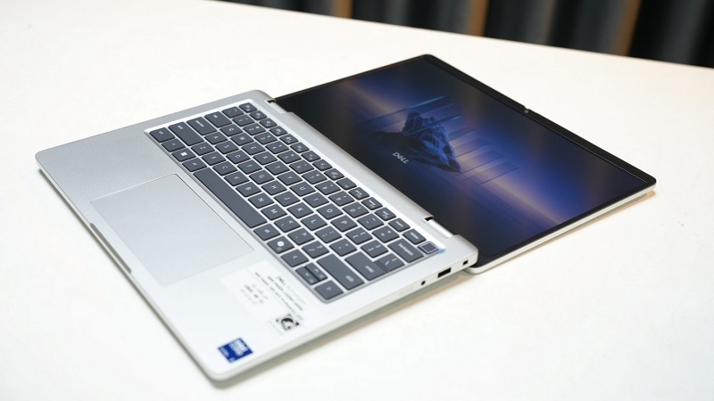 Dell Pro 14 Plus PB14250