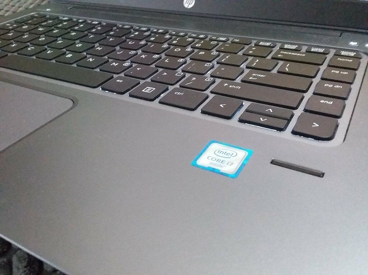 Chiếc máy có tính năng bảo mật