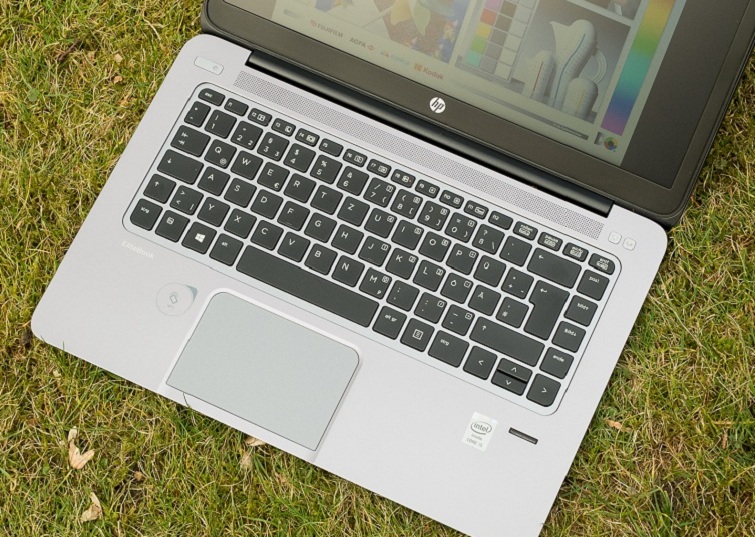 Bàn phím khá là nhỏ nhắn