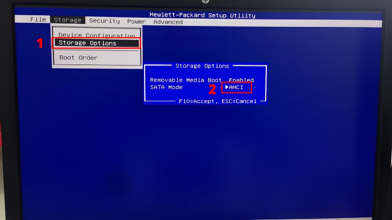 Màn hình BIOS kiểm tra thiết lập SATA Mode Màn hình BIOS kiểm tra thiết lập SATA Mode