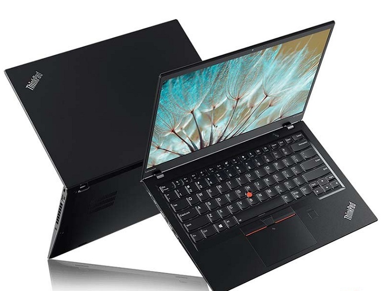 X1 Carbon Gen 3 được thiết kế bằng sợi carbon