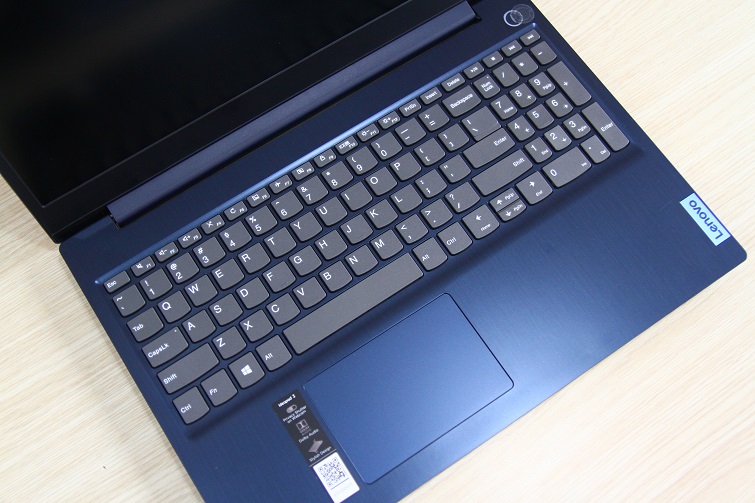 Lenovo IdeaPad 3 15ITL05