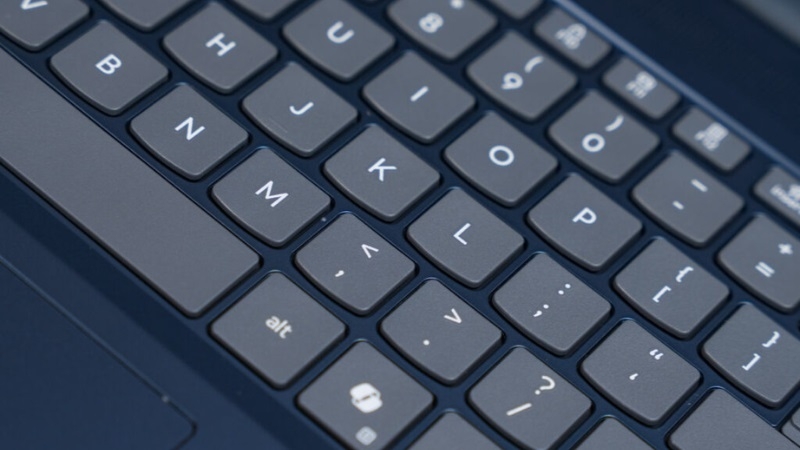 Lenovo Ideapad Slim 3 15 2025 (Xiaoxin 15c AHP10)