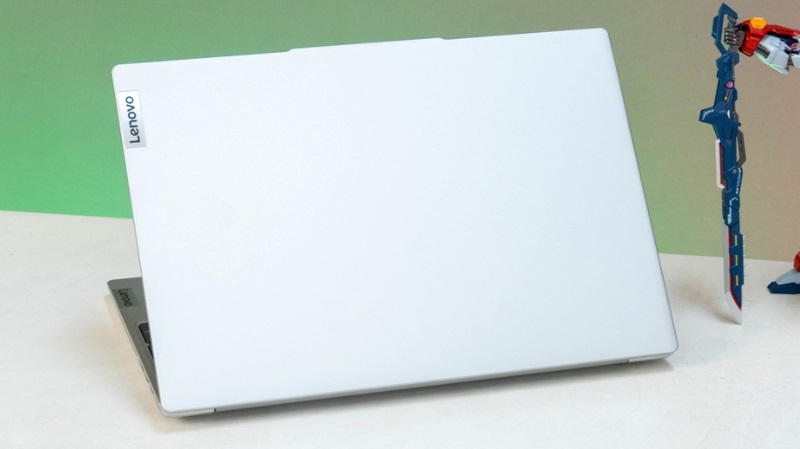 Laptop Lenovo IdeaPad Slim 5 15IRU9 Laptop Lenovo IdeaPad Slim 5 15IRU9