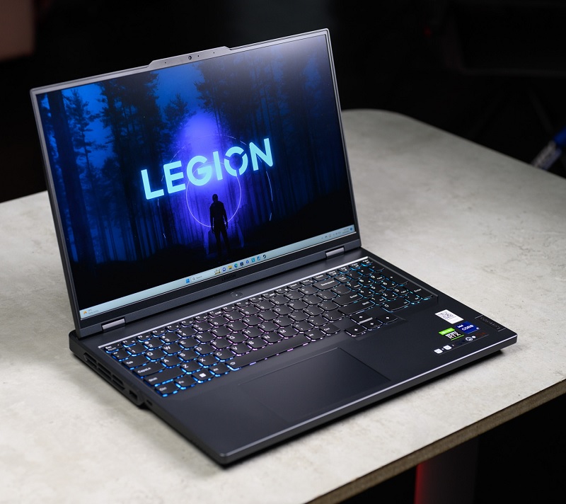 lenovo-legion-pro-5i-gen-8