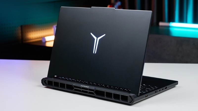 Laptop Lenovo Legion R9000P 2025