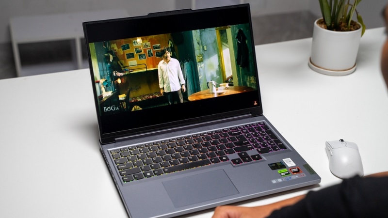 Laptop Lenovo Legion Slim 5 2024 (R7000P)