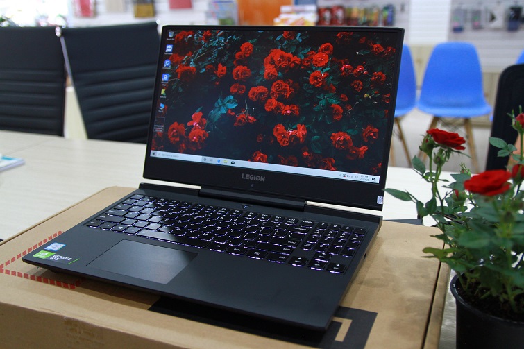 Hiệu năng xử lý mạnh mẽ