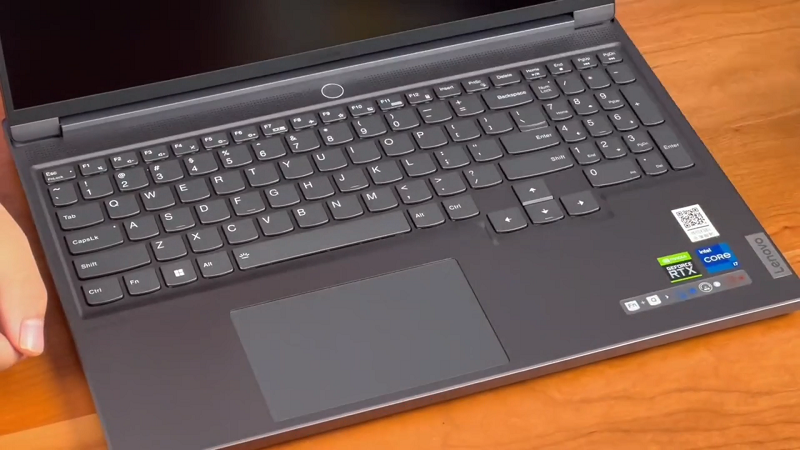 lenovo-legion-y7000p-iah7