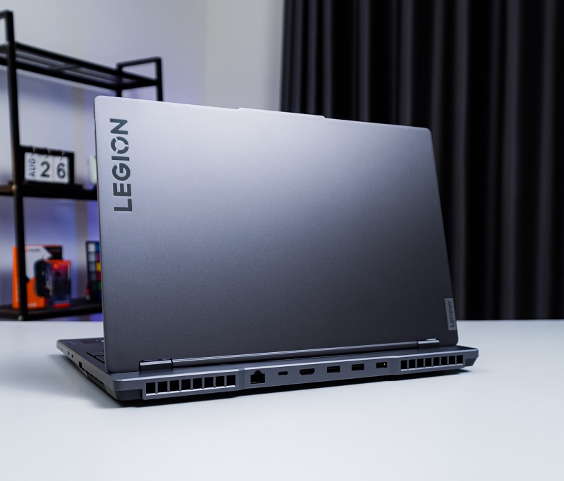 lenovo-legion-y7000p-iah7