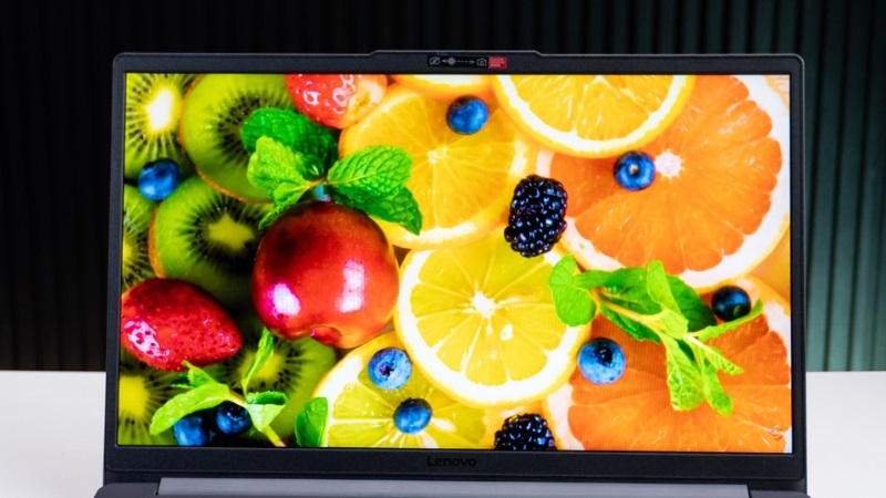 Lenovo LOQ Essential 15ARP10E - Laptop Gaming Tầm Trung Cấu Hình Mạnh Mẽ