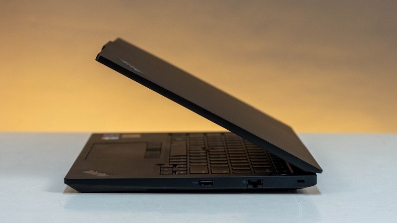 Laptop Lenovo Thinkpad E14 G5