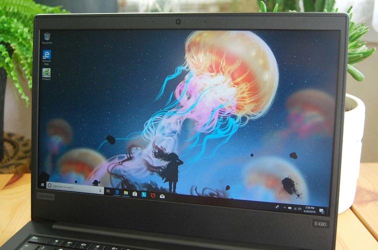 Lenovo Thinkpad E490 được trang bị màn hình LED kích thước 14 inch