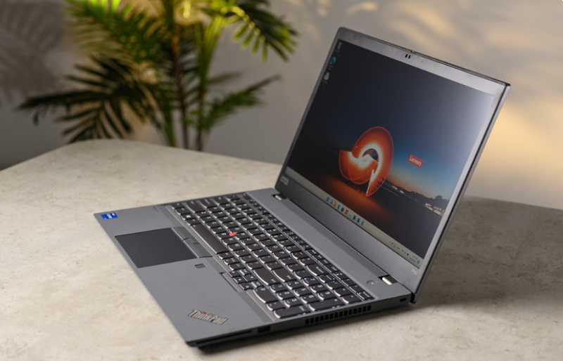 lenovo-thinkpad-p15s-g2